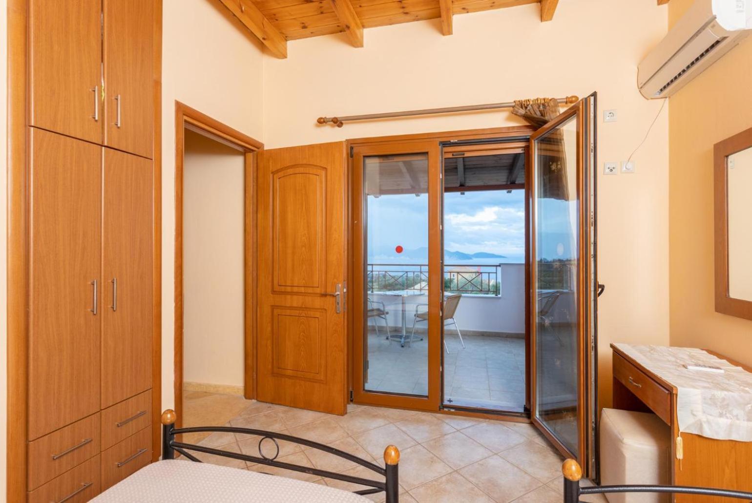 Villa Yeraki Dhrapanítika Esterno foto